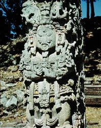 Stele, aus dem Großen Hof der Stelen, ca. 736 n. Chr.